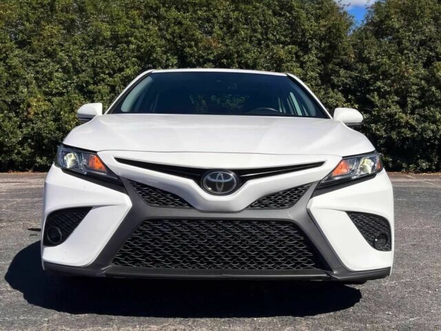 Тойота Камри 2020 в Кропивницком (Кировограде) на Automoto.ua Белый Тойота Камри, объемом двигателя 2.5 л и пробегом 37 тыс. км за 6400 $, фото 1 на Automoto.ua