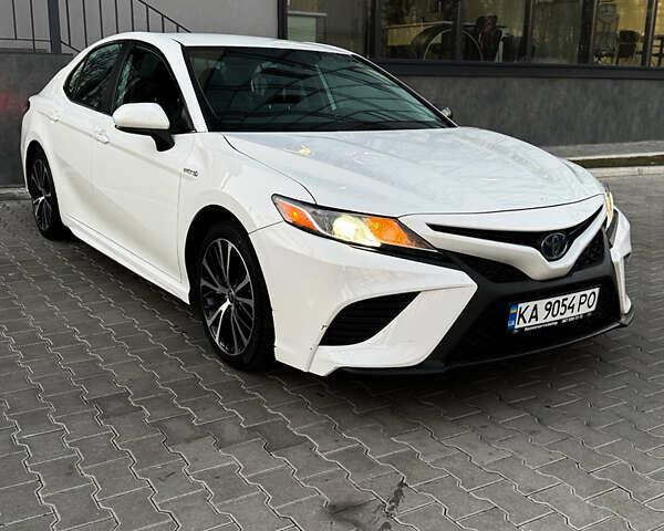 Білий Тойота Камрі, об'ємом двигуна 2.49 л та пробігом 58 тис. км за 20500 $, фото 7 на Automoto.ua