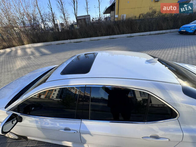 Білий Тойота Камрі, об'ємом двигуна 2.5 л та пробігом 64 тис. км за 29700 $, фото 11 на Automoto.ua