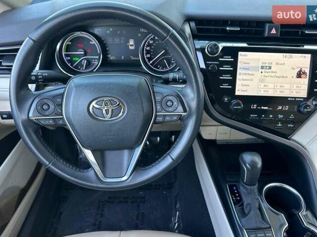 Белый Тойота Камри, объемом двигателя 2.49 л и пробегом 45 тыс. км за 8900 $, фото 12 на Automoto.ua