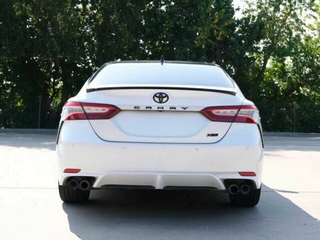 Белый Тойота Камри, объемом двигателя 3.5 л и пробегом 49 тыс. км за 12800 $, фото 5 на Automoto.ua