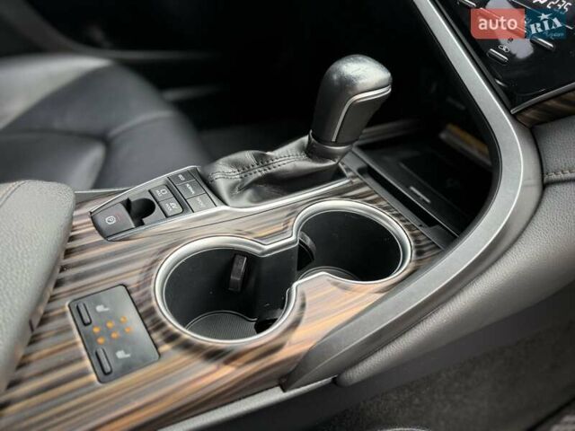 Белый Тойота Камри, объемом двигателя 2.49 л и пробегом 103 тыс. км за 26900 $, фото 23 на Automoto.ua