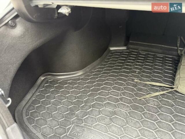 Белый Тойота Камри, объемом двигателя 2.49 л и пробегом 103 тыс. км за 26900 $, фото 36 на Automoto.ua