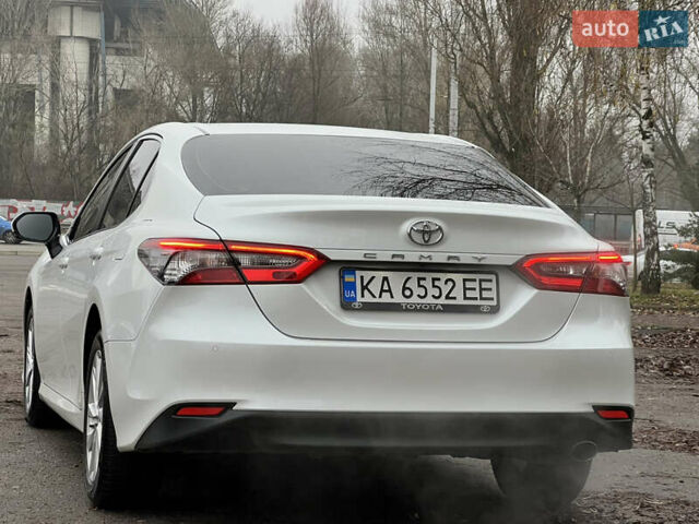 Белый Тойота Камри, объемом двигателя 2.49 л и пробегом 46 тыс. км за 28500 $, фото 19 на Automoto.ua