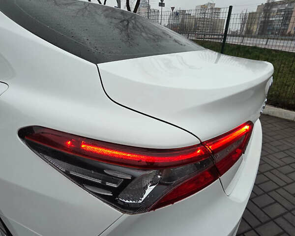 Белый Тойота Камри, объемом двигателя 2.49 л и пробегом 93 тыс. км за 26555 $, фото 16 на Automoto.ua