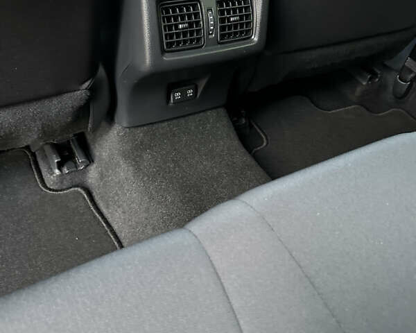 Білий Тойота Камрі, об'ємом двигуна 2.49 л та пробігом 72 тис. км за 26300 $, фото 31 на Automoto.ua