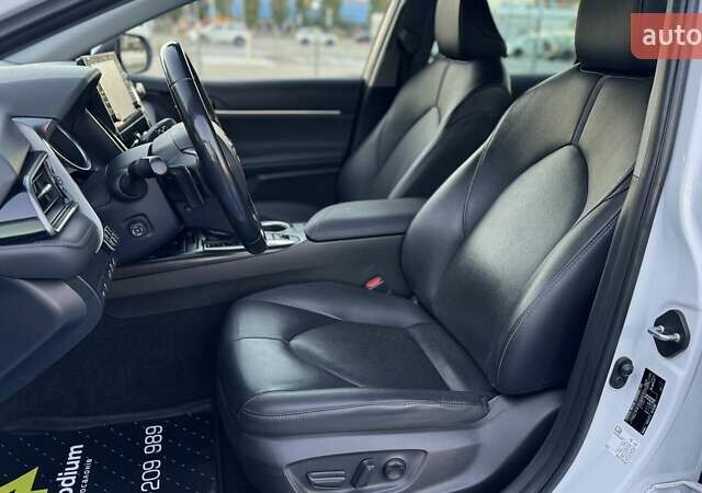 Білий Тойота Камрі, об'ємом двигуна 2.49 л та пробігом 95 тис. км за 34000 $, фото 15 на Automoto.ua