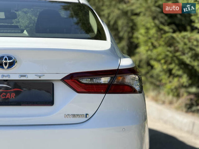 Белый Тойота Камри, объемом двигателя 2.5 л и пробегом 113 тыс. км за 29900 $, фото 11 на Automoto.ua