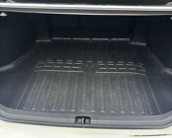 Белый Тойота Камри, объемом двигателя 2.5 л и пробегом 97 тыс. км за 24300 $, фото 14 на Automoto.ua