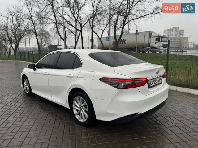 Белый Тойота Камри, объемом двигателя 2.49 л и пробегом 93 тыс. км за 26555 $, фото 28 на Automoto.ua