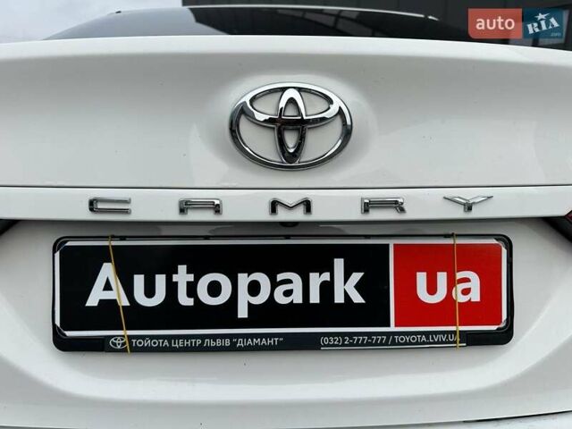 Білий Тойота Камрі, об'ємом двигуна 2.5 л та пробігом 190 тис. км за 23190 $, фото 26 на Automoto.ua