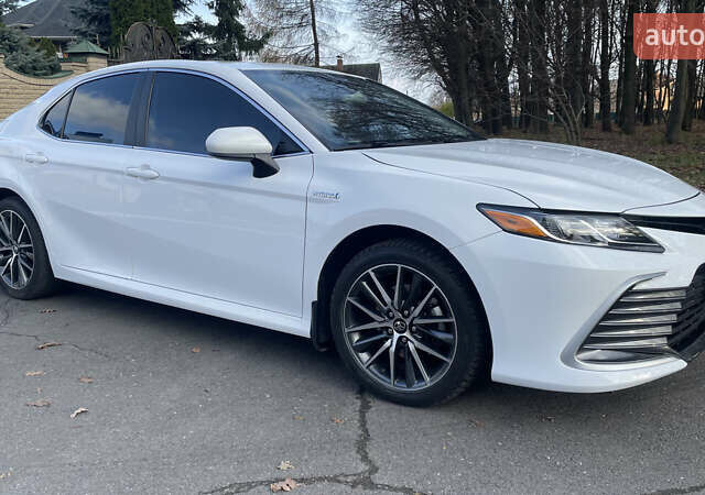 Белый Тойота Камри, объемом двигателя 2.49 л и пробегом 114 тыс. км за 23500 $, фото 30 на Automoto.ua