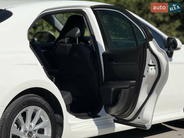 Белый Тойота Камри, объемом двигателя 2.5 л и пробегом 113 тыс. км за 29900 $, фото 14 на Automoto.ua