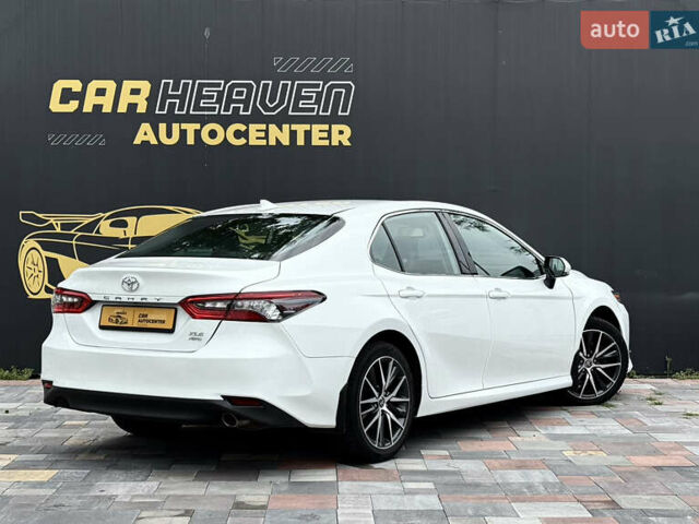 Белый Тойота Камри, объемом двигателя 2.49 л и пробегом 110 тыс. км за 25300 $, фото 9 на Automoto.ua