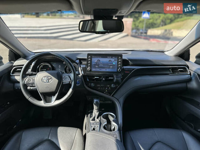 Тойота Камри 2021 в Николаеве на Automoto.ua Белый Тойота Камри, объемом двигателя 2.49 л и пробегом 107 тыс. км за 29999 $, фото 23 на Automoto.ua