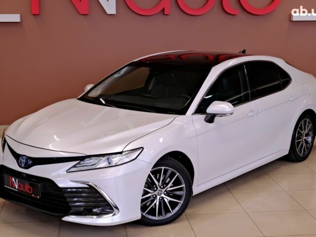 Тойота Камри 2021 в Одессе на Automoto.ua Белый Тойота Камри, объемом двигателя 2.5 л и пробегом 46 тыс. км за 29900 $, фото 1 на Automoto.ua