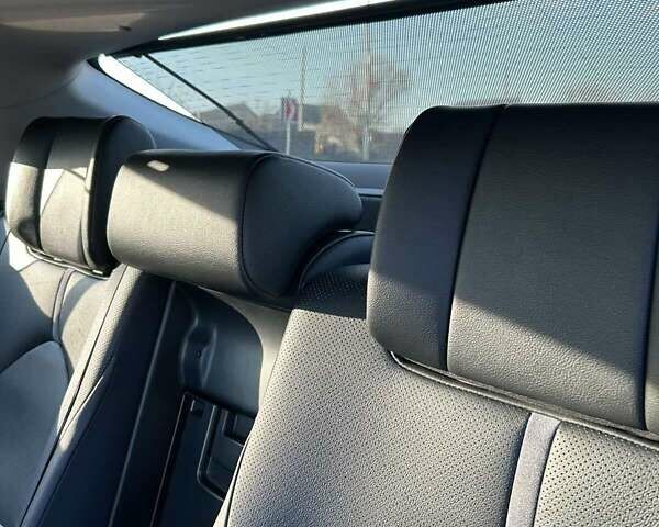 Белый Тойота Камри, объемом двигателя 2.49 л и пробегом 15 тыс. км за 37000 $, фото 24 на Automoto.ua