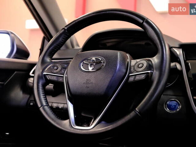 Тойота Камри 2021 в Одессе на Automoto.ua Белый Тойота Камри, объемом двигателя 2.5 л и пробегом 46 тыс. км за 29900 $, фото 56 на Automoto.ua