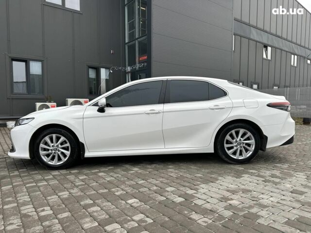 Белый Тойота Камри, объемом двигателя 2.5 л и пробегом 190 тыс. км за 23190 $, фото 4 на Automoto.ua