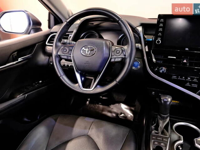 Тойота Камри 2021 в Одессе на Automoto.ua Белый Тойота Камри, объемом двигателя 2.5 л и пробегом 46 тыс. км за 29900 $, фото 53 на Automoto.ua