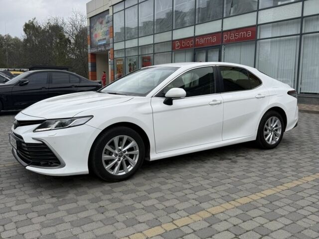 Тойота Камри 2021 в Хмельницком на Automoto.ua Белый Тойота Камри, объемом двигателя 2.5 л и пробегом 68 тыс. км за 22900 $, фото 4 на Automoto.ua
