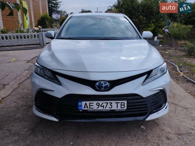 Белый Тойота Камри, объемом двигателя 2.49 л и пробегом 34 тыс. км за 34000 $, фото 6 на Automoto.ua