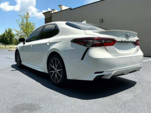 Белый Тойота Камри, объемом двигателя 2.5 л и пробегом 23 тыс. км за 8200 $, фото 6 на Automoto.ua