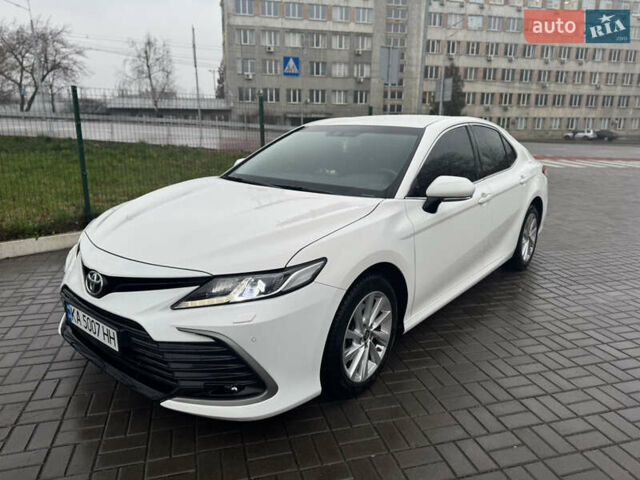 Белый Тойота Камри, объемом двигателя 2.49 л и пробегом 93 тыс. км за 26555 $, фото 31 на Automoto.ua
