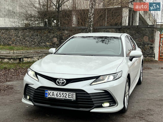 Белый Тойота Камри, объемом двигателя 2.49 л и пробегом 46 тыс. км за 28500 $, фото 11 на Automoto.ua