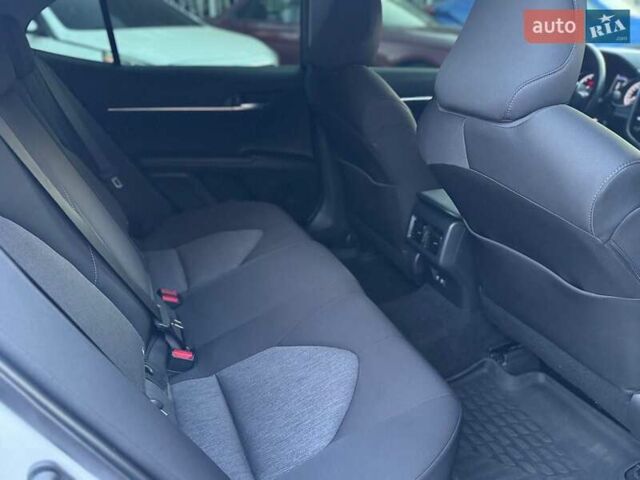 Белый Тойота Камри, объемом двигателя 2.49 л и пробегом 123 тыс. км за 23000 $, фото 18 на Automoto.ua