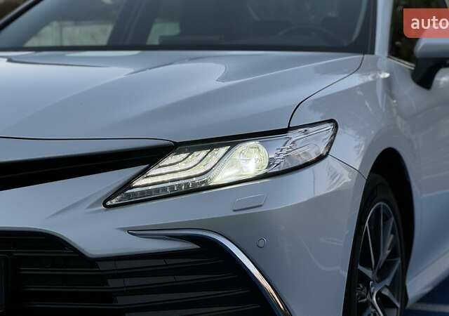 Білий Тойота Камрі, об'ємом двигуна 2.49 л та пробігом 95 тис. км за 34000 $, фото 35 на Automoto.ua