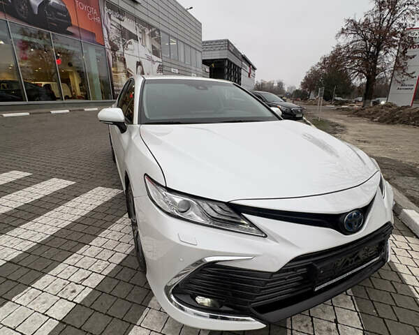 Белый Тойота Камри, объемом двигателя 2.49 л и пробегом 152 тыс. км за 26999 $, фото 12 на Automoto.ua