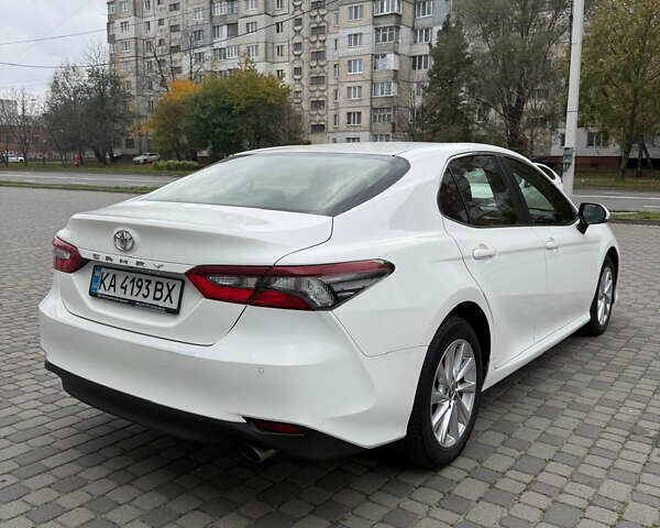 Тойота Камри 2021 в Хмельницком на Automoto.ua Белый Тойота Камри, объемом двигателя 2.49 л и пробегом 68 тыс. км за 22900 $, фото 4 на Automoto.ua