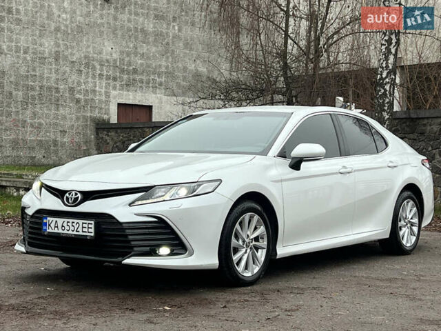 Белый Тойота Камри, объемом двигателя 2.49 л и пробегом 46 тыс. км за 28500 $, фото 12 на Automoto.ua