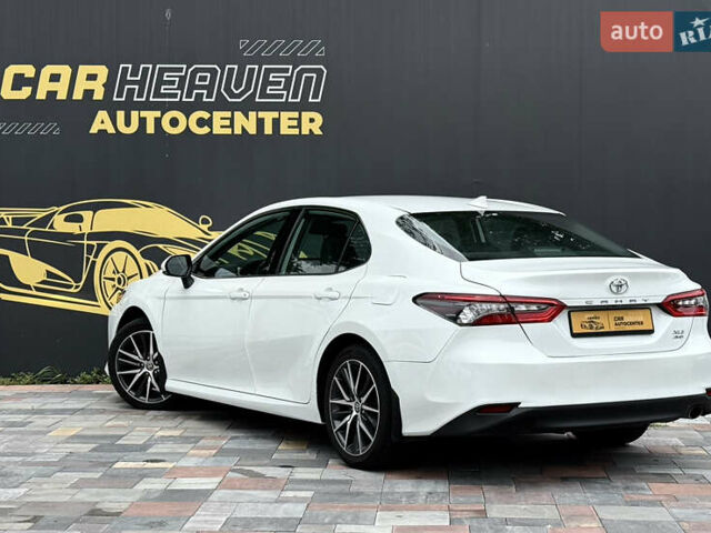 Белый Тойота Камри, объемом двигателя 2.49 л и пробегом 110 тыс. км за 25300 $, фото 7 на Automoto.ua
