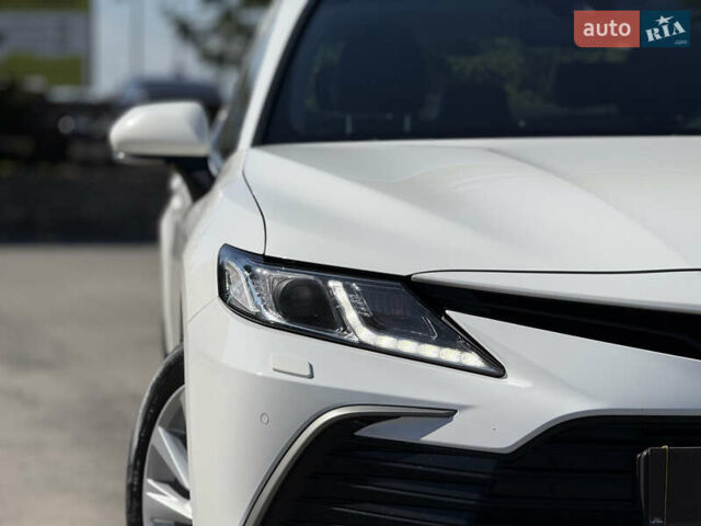 Белый Тойота Камри, объемом двигателя 2.5 л и пробегом 113 тыс. км за 29900 $, фото 7 на Automoto.ua