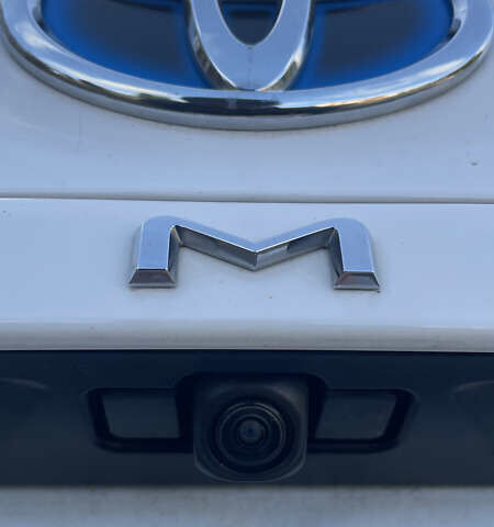 Белый Тойота Камри, объемом двигателя 2.49 л и пробегом 114 тыс. км за 23500 $, фото 17 на Automoto.ua