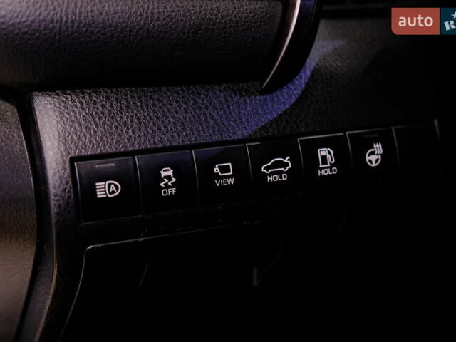 Тойота Камри 2021 в Одессе на Automoto.ua Белый Тойота Камри, объемом двигателя 2.5 л и пробегом 46 тыс. км за 29900 $, фото 22 на Automoto.ua