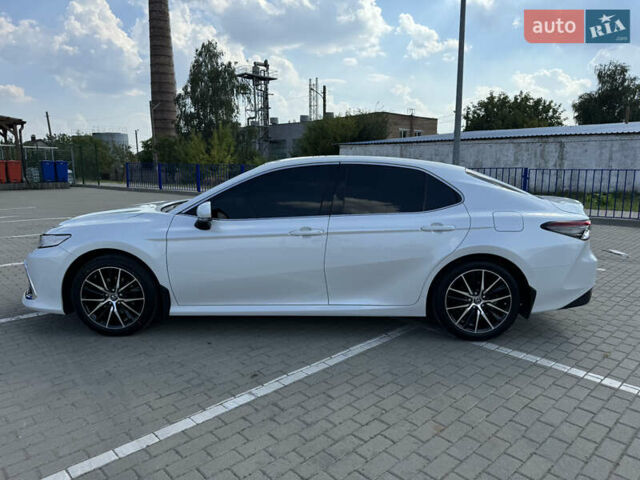 Белый Тойота Камри, объемом двигателя 2.49 л и пробегом 85 тыс. км за 30999 $, фото 7 на Automoto.ua