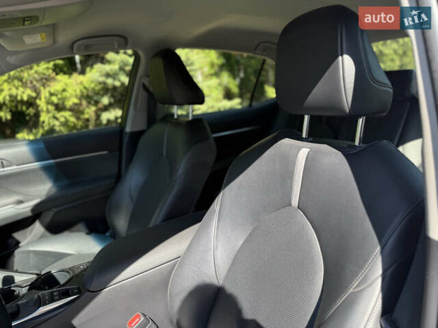 Белый Тойота Камри, объемом двигателя 2.5 л и пробегом 113 тыс. км за 29900 $, фото 38 на Automoto.ua