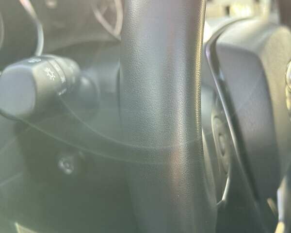 Белый Тойота Камри, объемом двигателя 2.49 л и пробегом 15 тыс. км за 37000 $, фото 32 на Automoto.ua