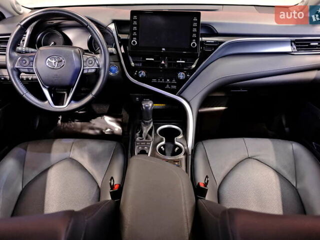 Тойота Камри 2021 в Одессе на Automoto.ua Белый Тойота Камри, объемом двигателя 2.5 л и пробегом 46 тыс. км за 29900 $, фото 52 на Automoto.ua