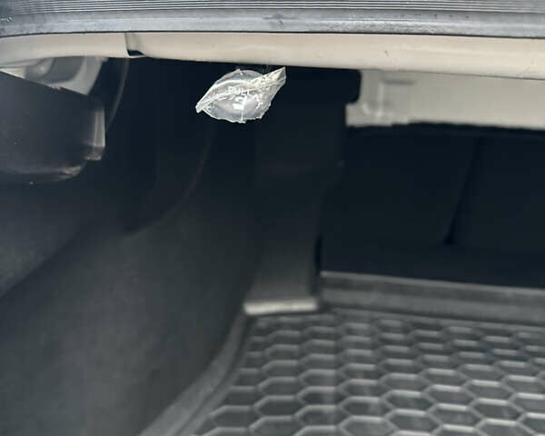 Білий Тойота Камрі, об'ємом двигуна 2.49 л та пробігом 72 тис. км за 26300 $, фото 37 на Automoto.ua