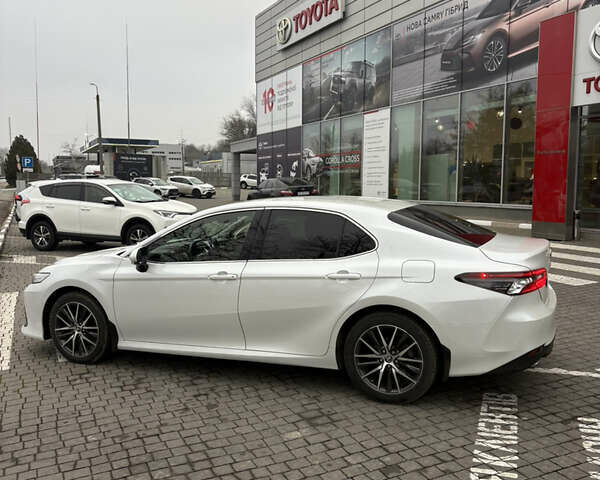 Белый Тойота Камри, объемом двигателя 2.49 л и пробегом 152 тыс. км за 26999 $, фото 9 на Automoto.ua