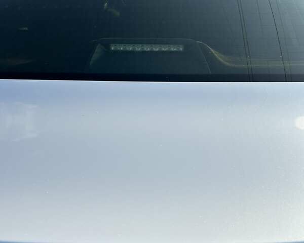 Белый Тойота Камри, объемом двигателя 2.49 л и пробегом 15 тыс. км за 37000 $, фото 1 на Automoto.ua