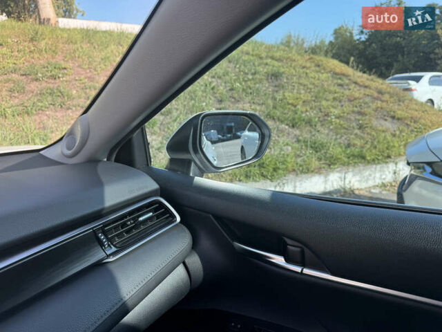 Белый Тойота Камри, объемом двигателя 2.49 л и пробегом 85 тыс. км за 28500 $, фото 62 на Automoto.ua