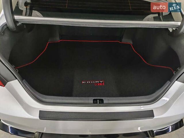 Белый Тойота Камри, объемом двигателя 3.5 л и пробегом 37 тыс. км за 35500 $, фото 30 на Automoto.ua