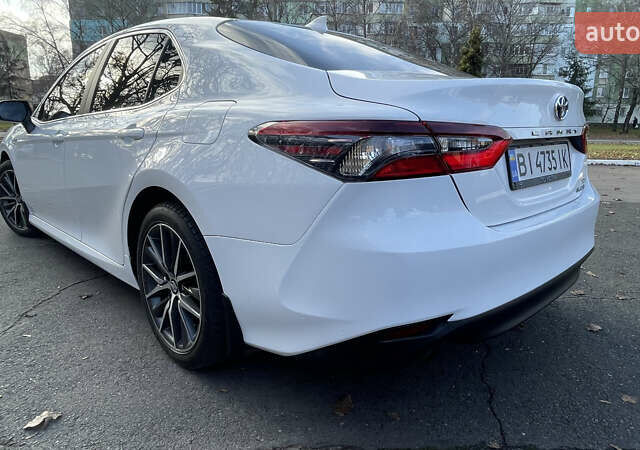 Белый Тойота Камри, объемом двигателя 2.49 л и пробегом 114 тыс. км за 23500 $, фото 13 на Automoto.ua