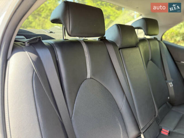 Белый Тойота Камри, объемом двигателя 2.5 л и пробегом 113 тыс. км за 29900 $, фото 31 на Automoto.ua