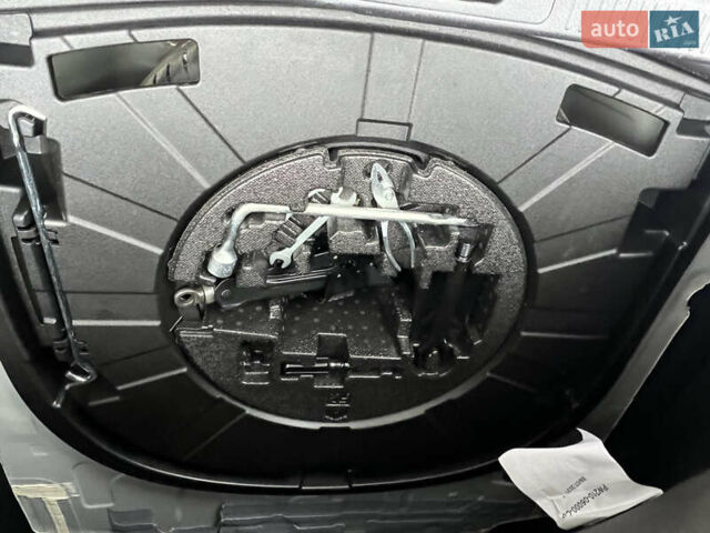 Белый Тойота Камри, объемом двигателя 2.49 л и пробегом 46 тыс. км за 28500 $, фото 44 на Automoto.ua